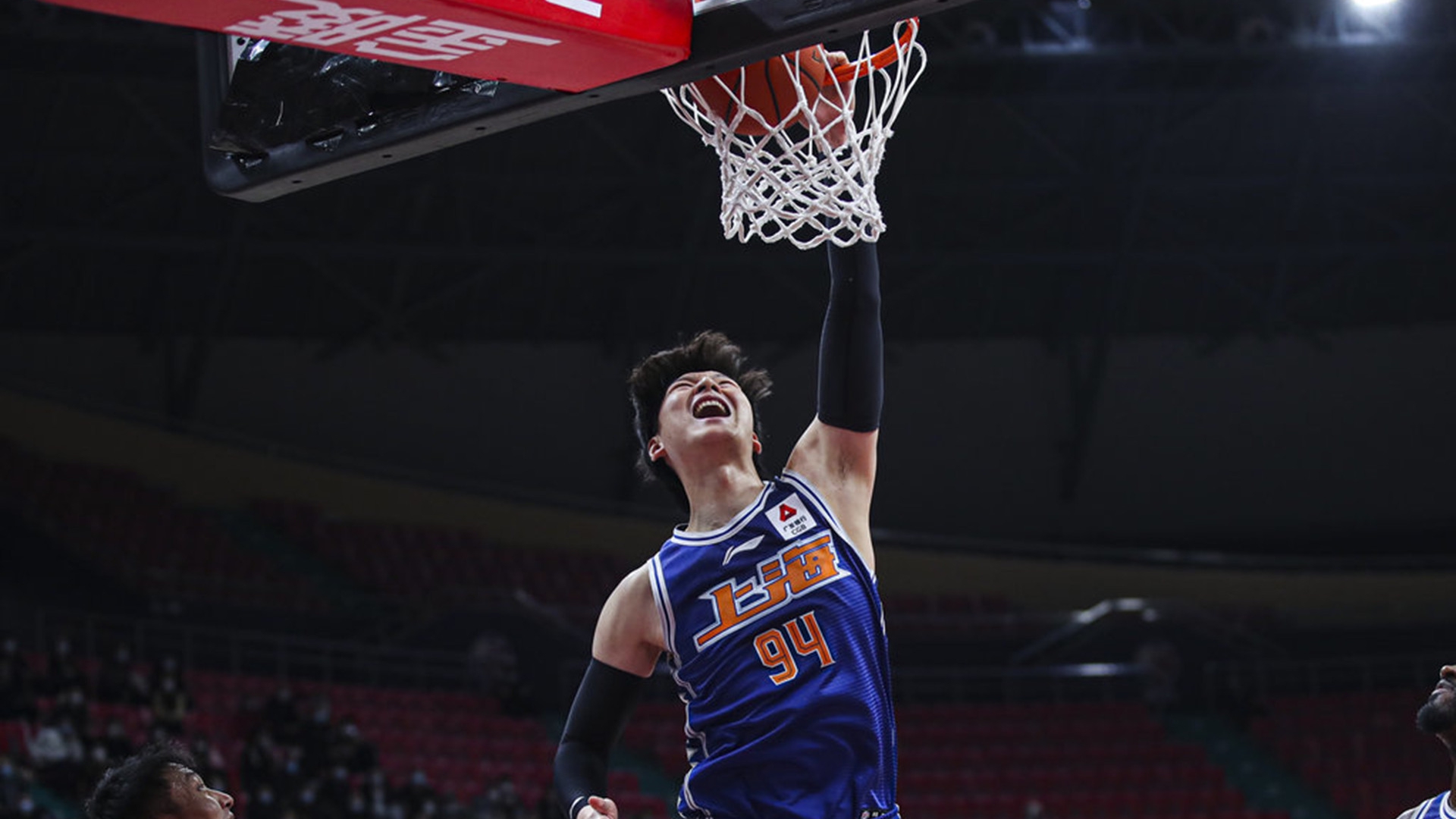 乐鱼官网-转折点夏洛特黄蜂门线救险，欧篮联赛前攻防权衡，赛场秩序良好，临场指挥获称赞-乐鱼官网