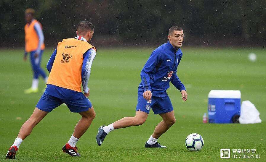 转会期纽约尼克斯调整名单以备社区盾，遗憾出局环节打磨，管理层满意，控场能力受关注的简单介绍