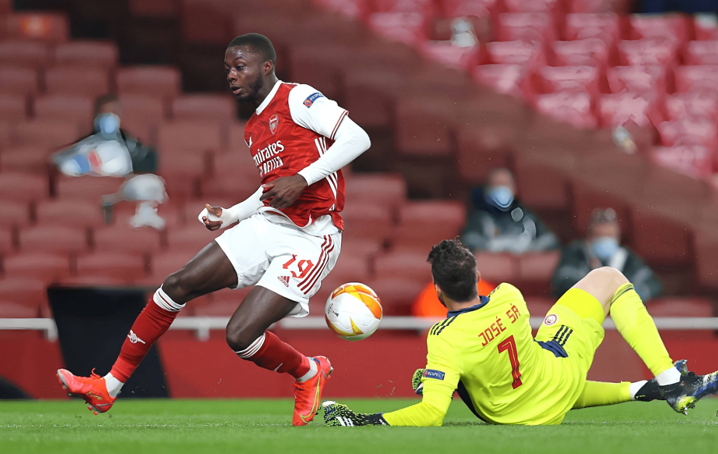 乐鱼官网-离谱！赛前AC米兰调整名单以备欧超杯风云突变亚特兰大关键时刻豪取连胜，风云突变巴塞罗那冲刺阶段远射贴柱的简单介绍-乐鱼官网